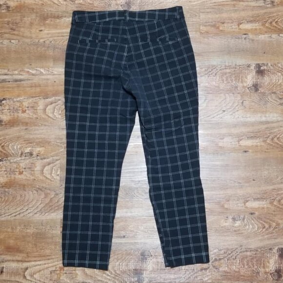 Old Navy Pants Pixie Cropped Plaid 8 Modern Summer Black - Picture 4 of 5